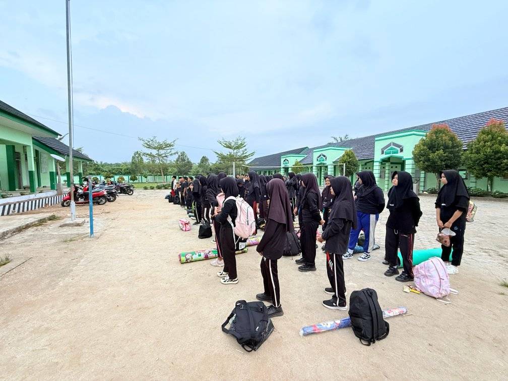 Rangkaian MATSAMA MTsN 7 Bungo Tahun Ajaran 2025/2026 Resmi Ditutup dengan Penuh Suka Cita dan Kesan Mendalam