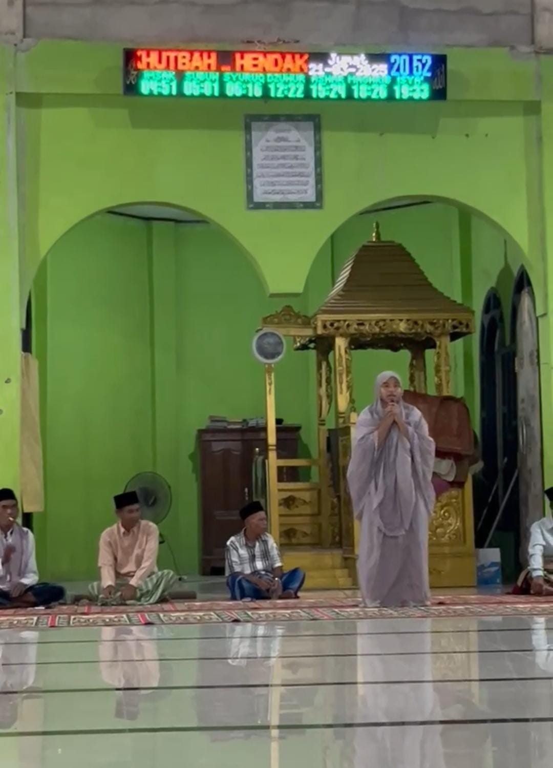 Pembinaan Diri Siswa MTsN 7 Bungo melalui Dakwah Safari Ramadhan di Masjid