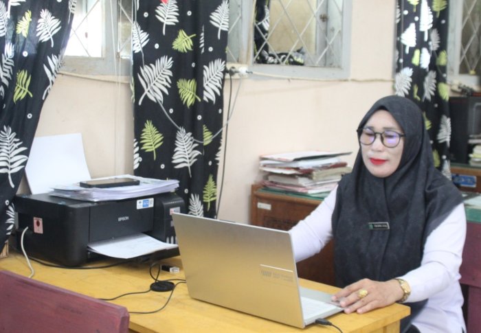 MTsN 7 Bungo Tuntaskan Pengelolaan Nilai di RDM, Wali Kelas Fokus Finalisasi dan Percetakan Rapor