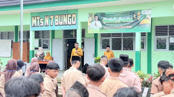 Jelang Ujian Madrasah, Kepala MTsN 7 Bungo Berikan Arahan Intensif dan Motivasi kepada Siswa Kelas IX