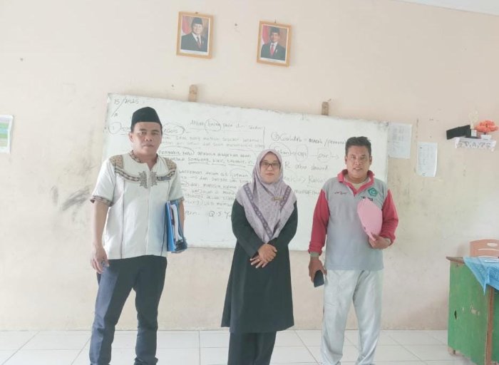 Wakamad MTsN 7 Bungo Laksanakan Supervisi Akademik untuk Tingkatkan Kualitas Pembelajaran