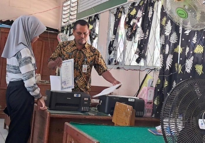 Pelayanan Publik Tetap Berjalan, MTsN 7 Bungo Buka Layanan Administrasi Selama Libur Semester