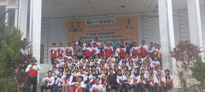 Empat Siswa MTsN 7 Bungo Tuntaskan Pelatihan Ketua Kelompok Pangkalan PMR 2026,Siap Jadi Pemimpin Berjiwa Kemanusiaan