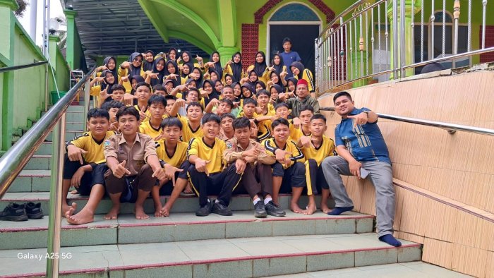 OSIM MTsN 7 Bungo Sampaikan Ucapan Idul Fitri 1447 H, Tebarkan Semangat Silaturahmi dan Nilai Kebersamaan