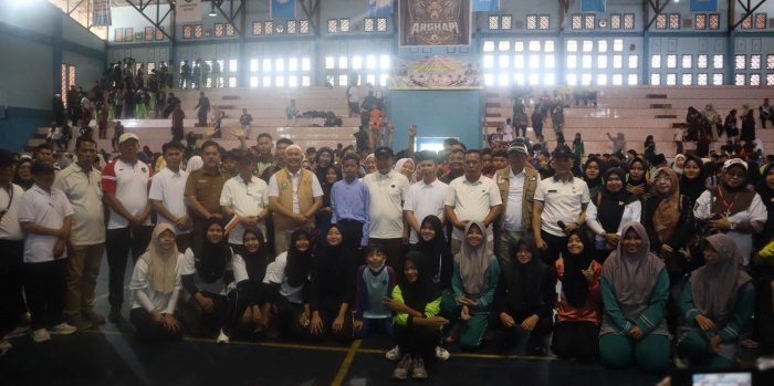 KOMPAS Madrasah Kabupaten Bungo 2026 Resmi Dibuka Bupati Bungo H.Dedy Putra KOMPAS Madrasah Kabupaten Bungo 2026 Resmi Dibuka Bupati Bungo H.Dedy Putra