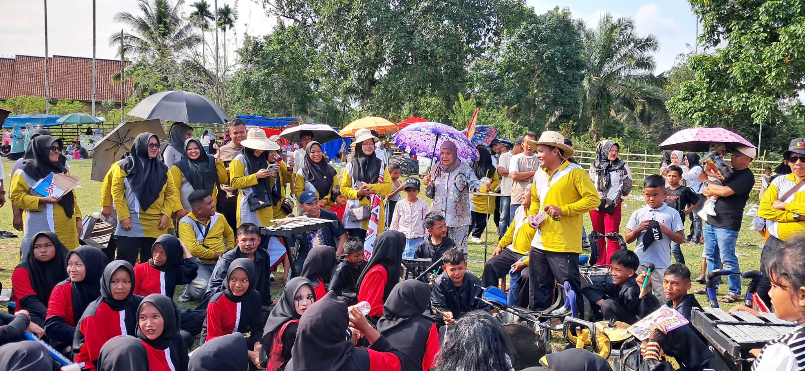 Kepala MTsN 7 Bungo Apresiasi Penampilan Gemilang Tim Marching Band Bahana Syahdu