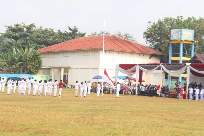 MTsN 7 Bungo Ikuti Upacara Peringatan Detik-Detik Proklamasi HUT ke-81 Kemerdekaan RI MTsN 7 Bungo Ikuti Upacara Peringatan Detik-Detik Proklamasi HUT ke-81 Kemerdekaan RI