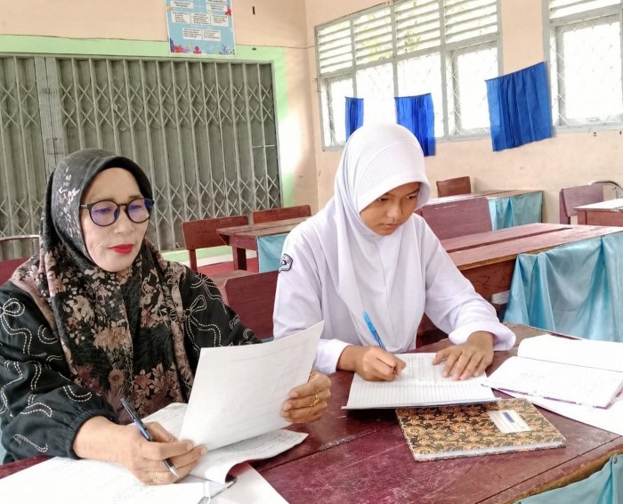 Di Tengah PJJ, MTsN 7 Bungo Intensifkan Persiapan Peserta OMI 2026 Bidang Sains