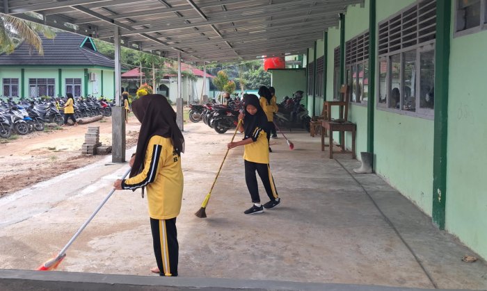 MTsN 7 Bungo Terus Gerakkan Program Kemenag ASRI untuk Wujudkan Madrasah Ramah Lingkungan