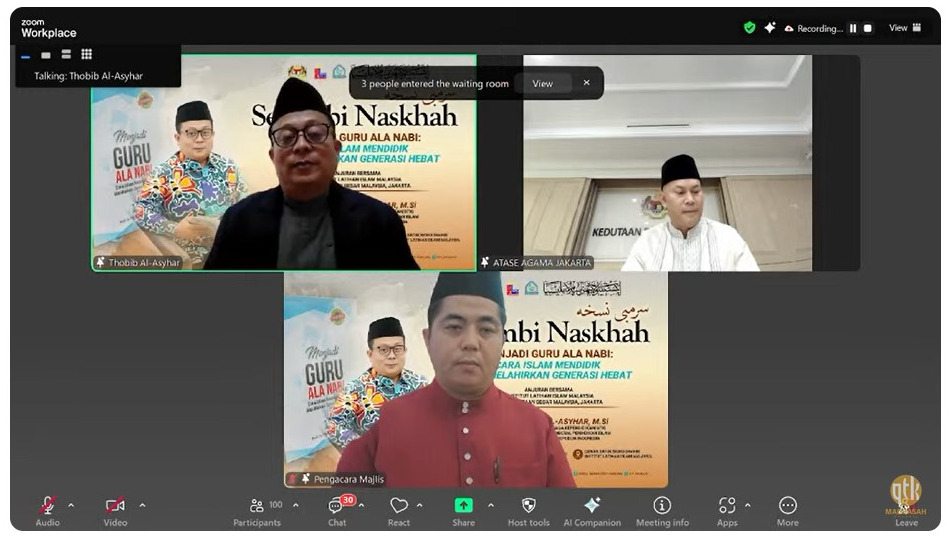 Guru MTsN 7 Bungo Hadiri Webinar Internasional 