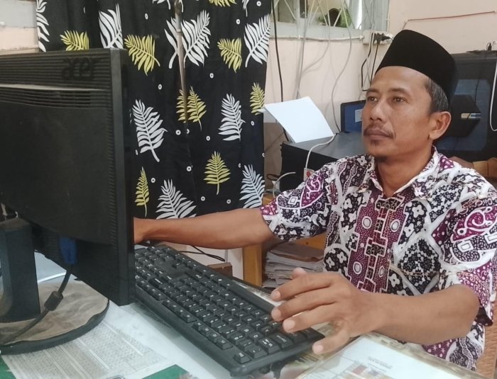 Gerak Cepat Awal Bulan, Waka Humas MTsN 7 Bungo Tuntaskan Berkas Pencairan TPG Guru Periode Maret 2026