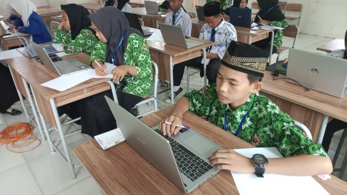 Delegasi MTsN 7 Bungo Sukses Ikuti Sesi Pertama OMI Kabupaten Bungo 2025
