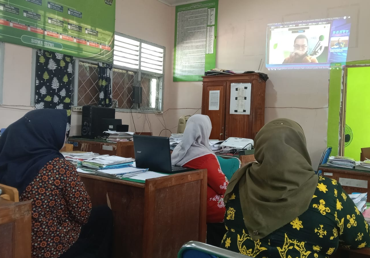 CPNS dan PPPK MTsN 7 Bungo Ikuti Sosialisasi Aturan Tata Naskah Dinas