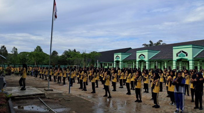 Semangat Sehat! Civitas MTsN 7 Bungo Rutin Gelar Senam Kebugaran Jasmani (SKJ)