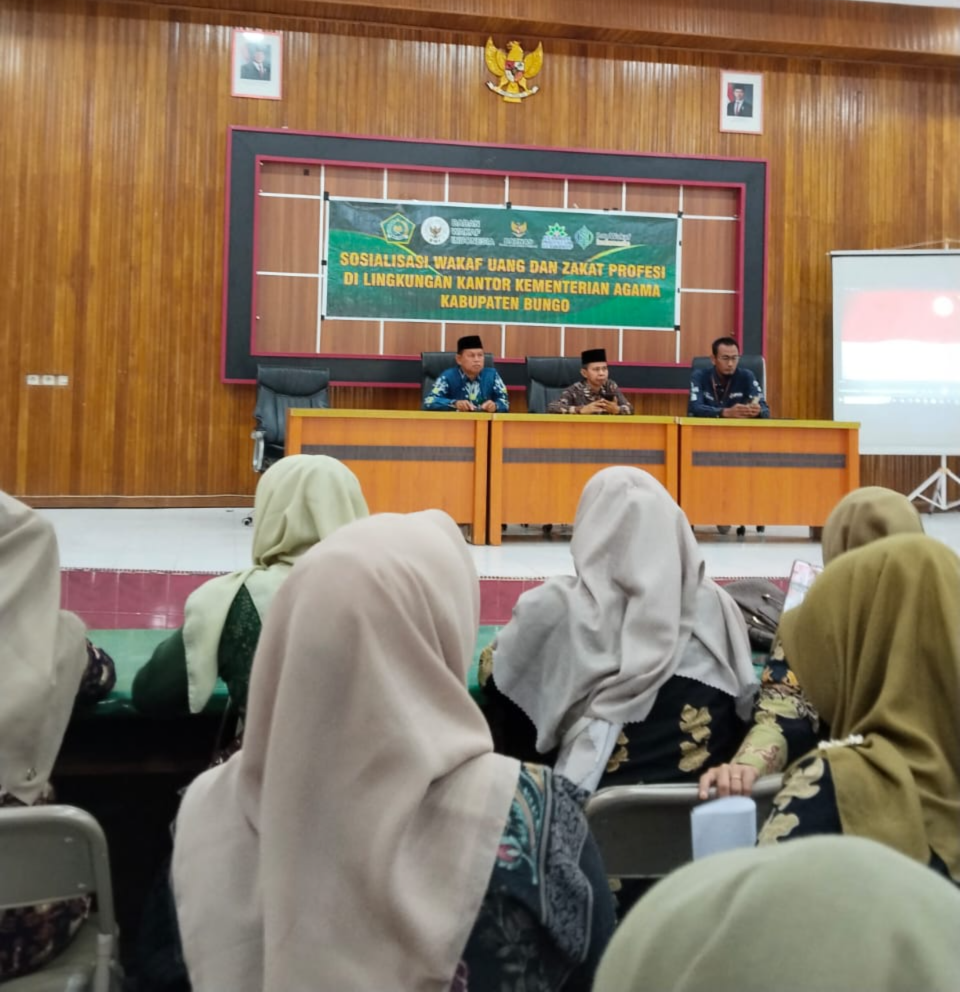 ASN PPPK MTsN 7 Bungo Hadiri Sosialisasi Zakat Profesi dan Wakaf Uang Tahun 2025