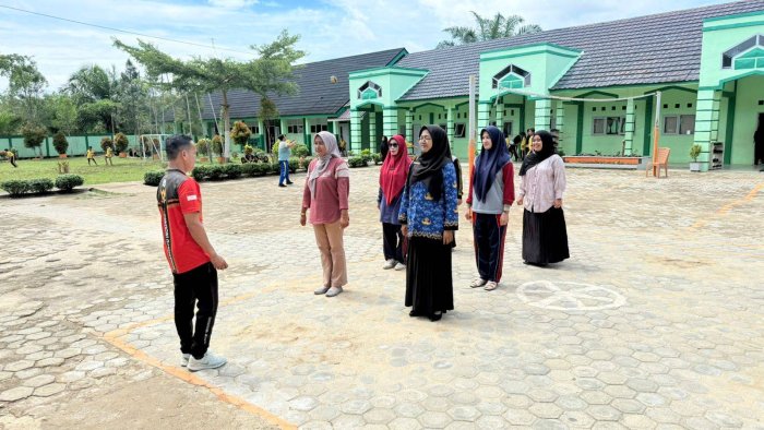 Intensifkan Persiapan Menuju Lomba HAB Kemenag, Tim Srikandi MTsN 7 Bungo Gelar Pelatihan