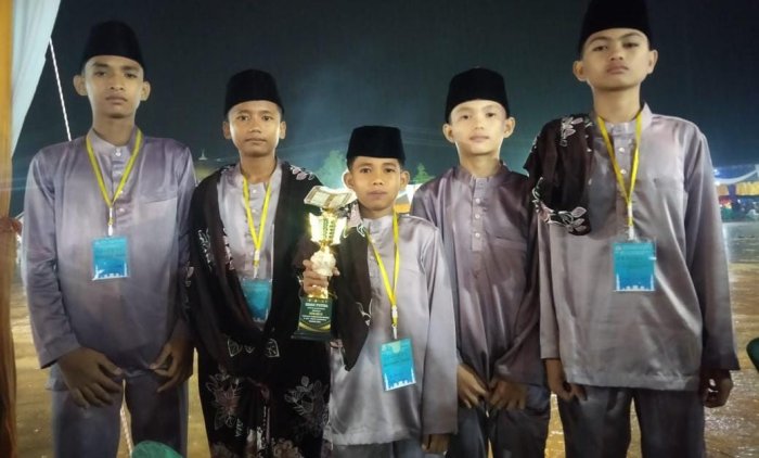 7 Siswa MTsN 7 Bungo Raih Juara 2 pada STQ Tingkat Kabupaten Bungo