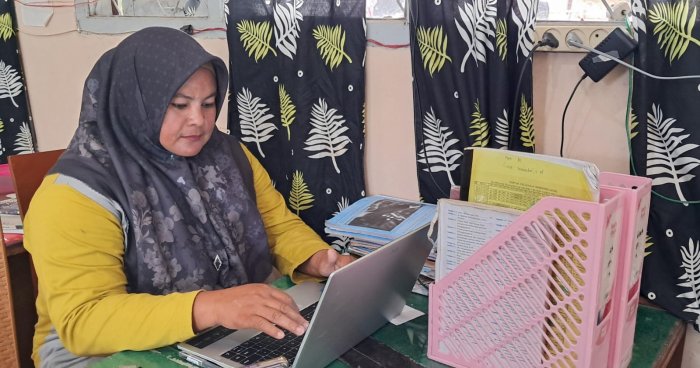 Guru MTsN 7 Bungo Siapkan Soal dan Kisi-Kisi Menjelang Asesmen Sumatif Akhir Semester Ganjil