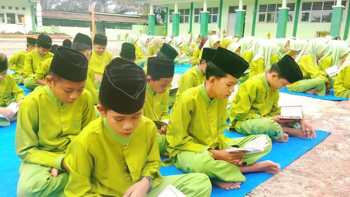 Nuzulul Quran: Al-Quran sebagai Amanah Ekologis dan Jalan Perdamian Dunia