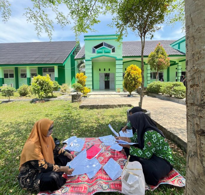 Siswa MTsN 7 Bungo Gelar Bimble Outdoor Study untuk Persiapan OMI 2025