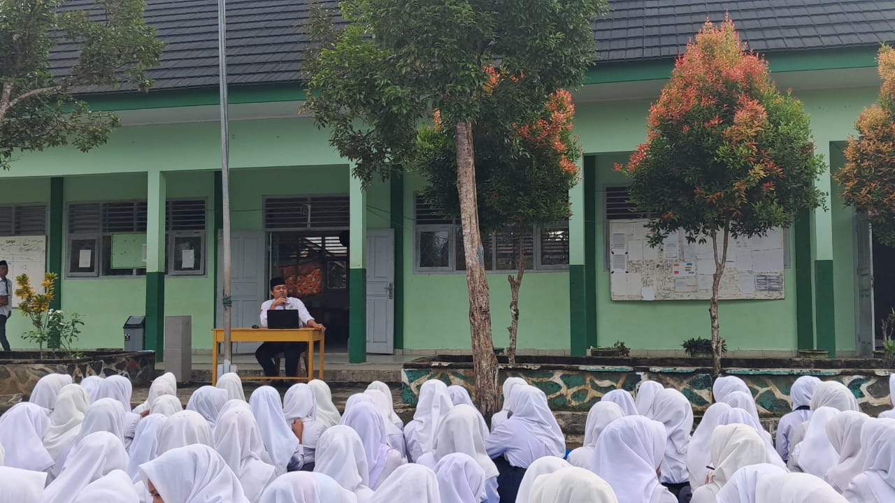 Kajian Ramadhan : Ganjaran Orang yang Berpuasa dan Ancaman bagi Orang yang Meninggalkan Puasa