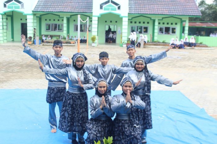 Hari Pertama Ujian Praktik Kelas IX MTsN 7 Bungo Berlangsung Meriah dan Penuh Antusiasme