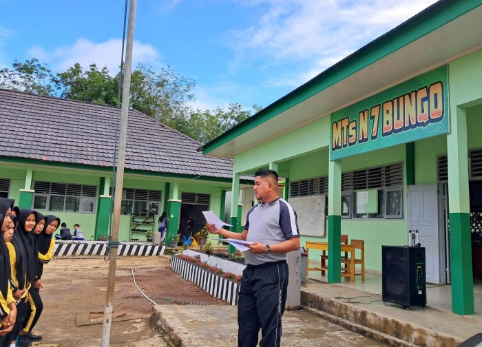 OSIM MTsN 7 Bungo Gelar Rapat Evaluasi dan Persiapan Lomba Hari Kesaktian Pancasila dan Hari Batik Nasiona