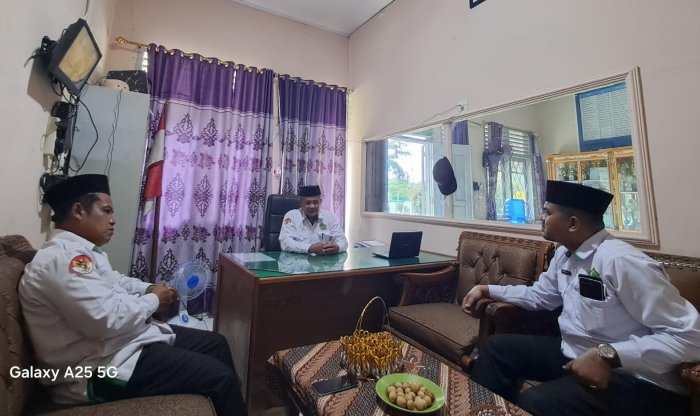 MTsN 7 Bungo Perkuat Budaya Kolaborasi: Guru BK, Waka Kesiswaan, dan Kamad Sinergikan Layanan Pembinaan Siswa