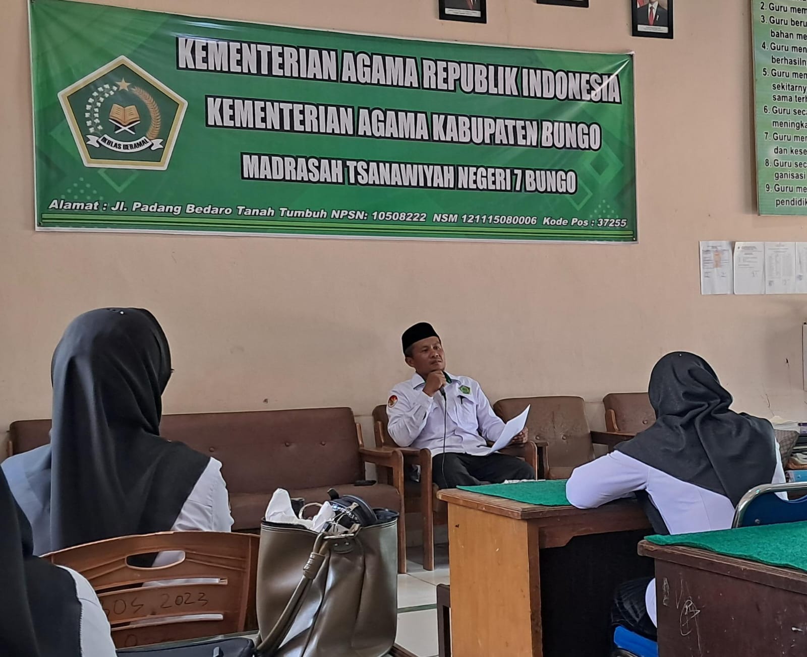 Kepala MTsN 7 Bungo Ingatkan ASN Tuntaskan SKP Triwulan I di e-Kinerja