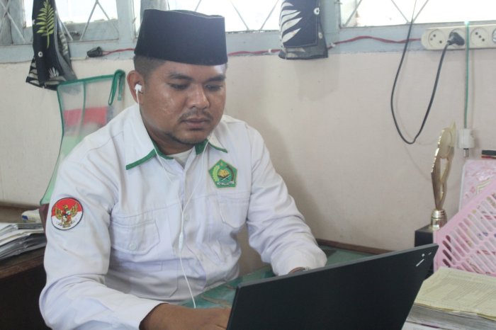 Guru BK MTsN 7 Bungo Ikuti Webinar Bimbingan Konseling Menjadi Guru BK Profesional