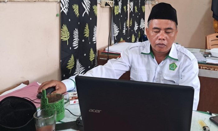 Guru MTsN 7 Bungo Ikuti Bimtek Sosialisasi Platform Alef Education secara Daring