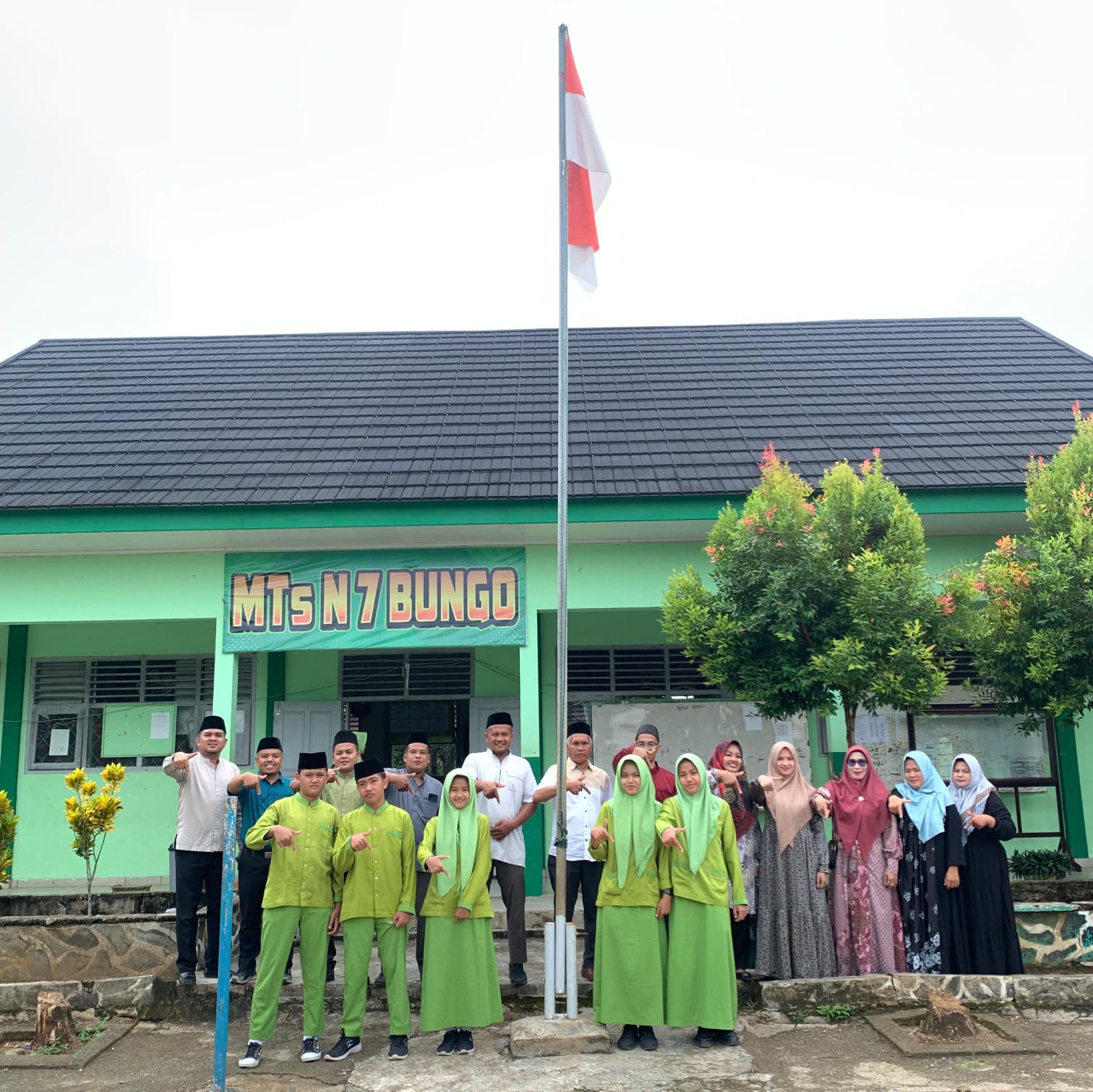 Pelantikan Dan Pengukuhan Pengurus OSIM MTsN 7 Bungo Masa Bakti 2025â€“2026 Berlangsung Khidmat Dan Penuh Semangat