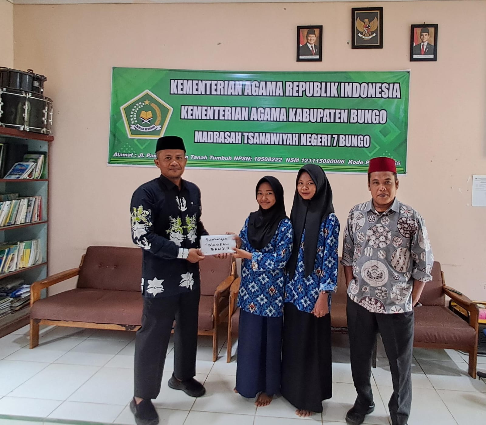 Aksi Peduli: MTsN 7 Bungo Galang Dana untuk Korban Banjir