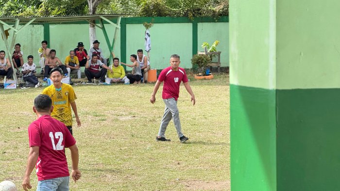 Guru MTsN 7 Bungo Turut Meriahkan Perlombaan HUT ke-80 PGRI dan HGN 2025 di Tanah Tumbuh