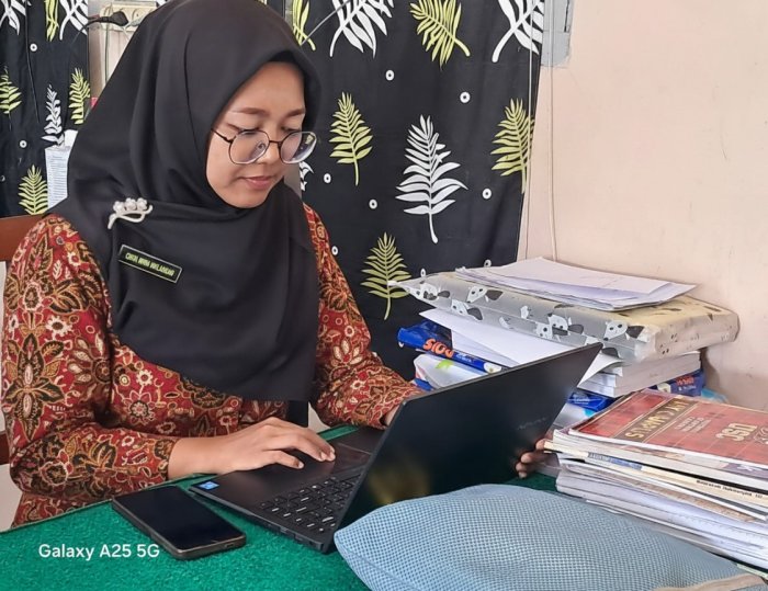 Selangkah Lagi Jadi PNS, CPNS MTsN 7 Bungo Tengah Tuntaskan Tahapan dan Persiapan Administrasi