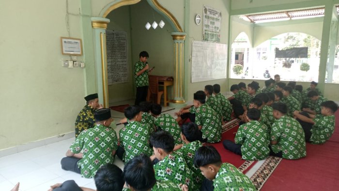 Dari Musholla MTsN 7 Bungo, Karakter Religius Siswa Dibentuk: Shalat Dzuhur Berjamaah Jadi Pembiasaan Penuh Makna