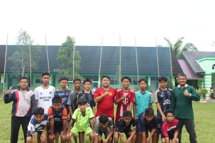 Final Mini Soccer Class Meeting MTsN 7 Bungo Berlangsung Sengit, VIII A Raih Gelar Juara