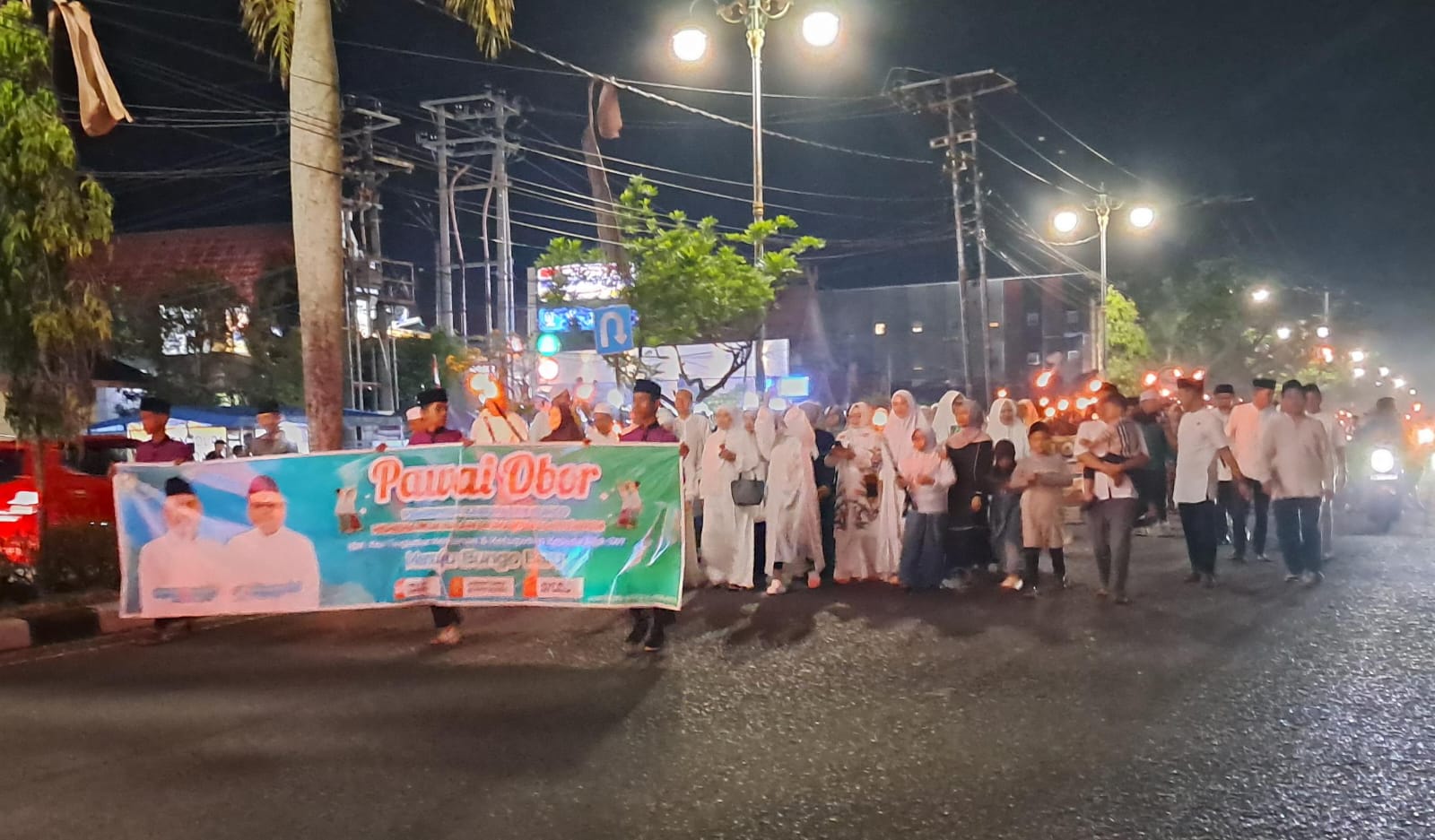 MTsN 7 Bungo Ikut Meriahkan Pawai Obor 1 Muharram yang Diselenggarakan Pemkab Bungo