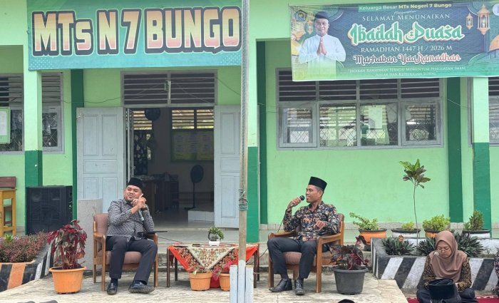 Podcast Ramadan MTsN 7 Bungo: Inspiratif dan Penuh Makna, Kupas Sahur hingga Hakikat Bulan Suci Ramadan