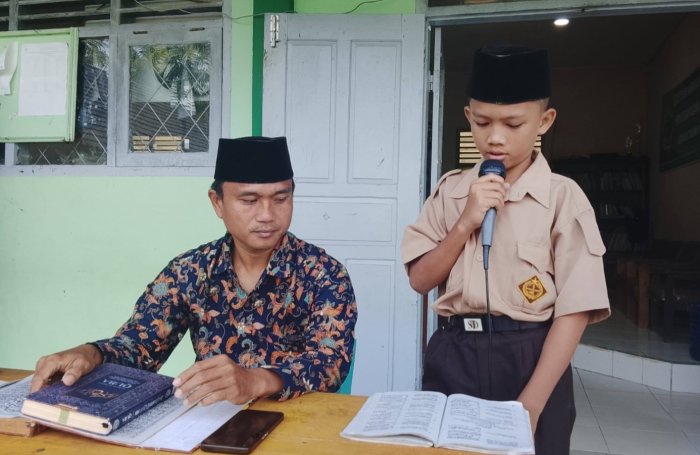 Semarak Ramadhan 1447 H di MTsN 7 Bungo: Siswa Dapat Bimbingan Tilawah Al-Quran