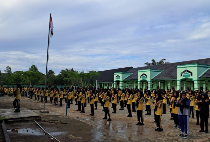 Aktivitas Pagi MTsN 7 Bungo: Senam Kebugaran Jasmani (SKJ) Bersama, Wujudkan Madrasah Sehat