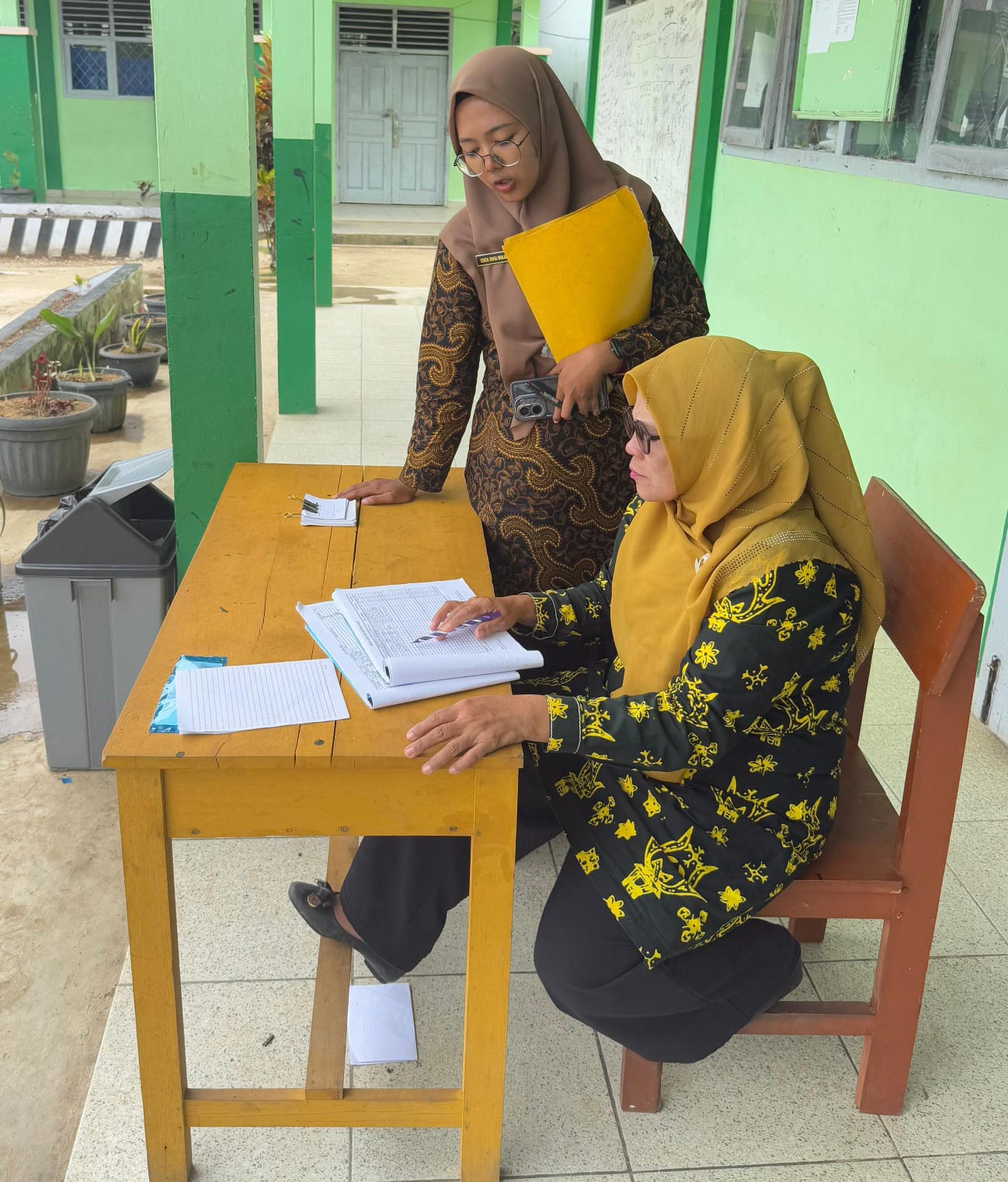 Peran Strategis Guru Piket dalam Mewujudkan Lingkungan Belajar yang Kondusif di MTsN 7 Bungo