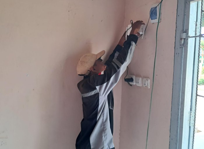 MTsN 7 Bungo Perluas Akses Internet, Pasang Jaringan WiFi Baru Dukung Pembelajaran Digital