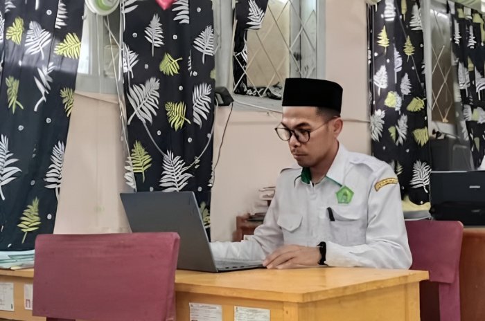 Tingkatkan Profesionalisme Pengelolaan Laboratorium, Guru MTsN 7 Bungo Ikuti Diklat Kepala Laboratorium Tingkatkan Profesionalisme Pengelolaan Laboratorium, Guru MTsN 7 Bungo Ikuti Diklat Kepala Laboratorium