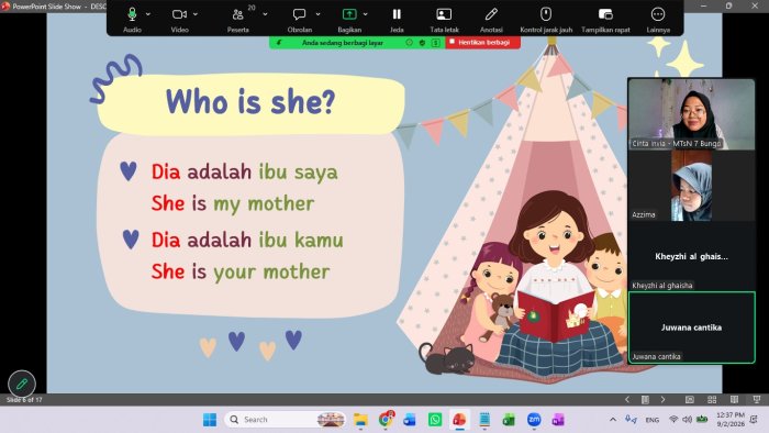 Siswa VII A MTsN 7 Bungo Belajar Mendeskripsikan Anggota Keluarga dalam Pembelajaran Bahasa Inggris Daring
