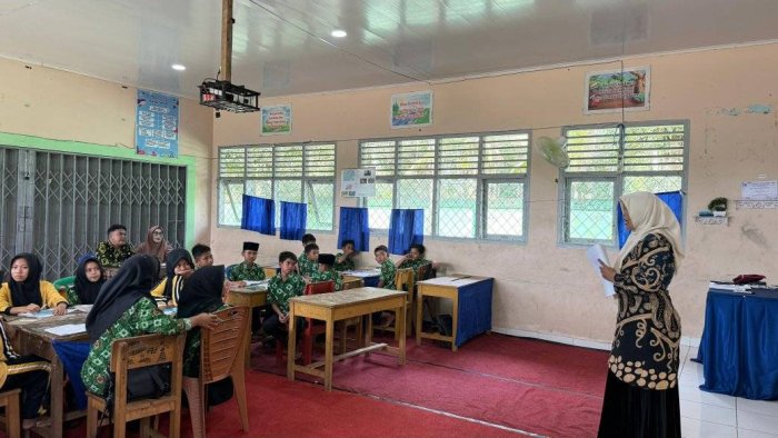 MTsN 7 Bungo Laksanakan Supervisi Akademik untuk Tingkatkan Mutu Pembelajaran