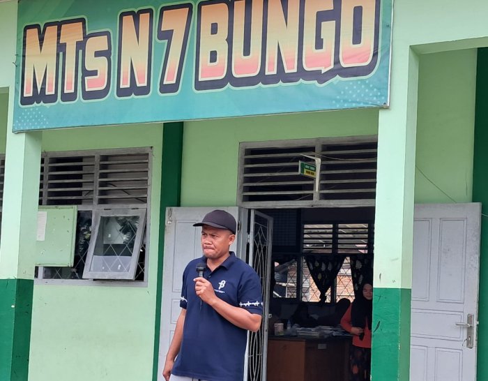Meski Tertunda, Kepala MTsN 7 Bungo Sampaikan Rangkaian Agenda Class Meeting Semester Ganjil TP 2025/2026