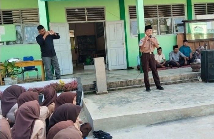 Suara Lantang Abdullah Asia Guncang Panggung Final Minat dan Bakat MTsN 7 Bungo