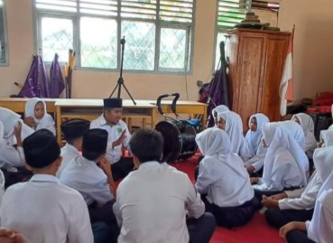 OSIM MTsN 7 Bungo Gelar Rapat Persiapan Peringatan Hari Sumpah Pemuda 2025