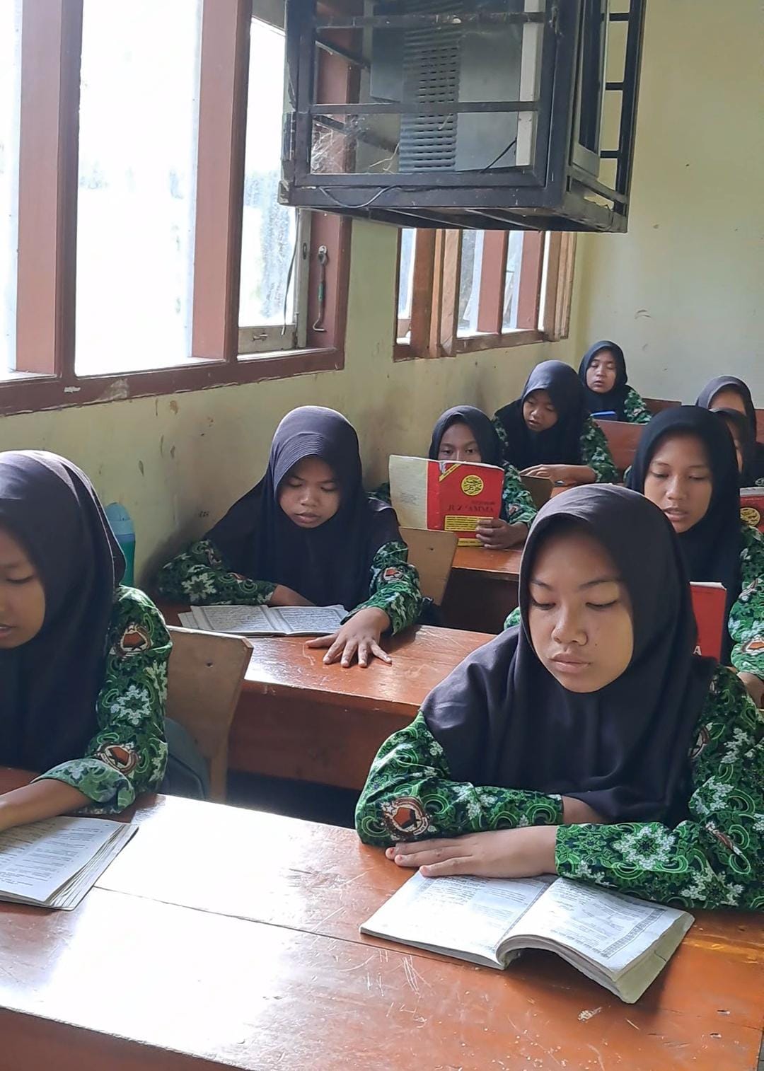 Pembiasaan Membaca Al-Qurâ€™an Di Pagi Hari, MTsN 7 Bungo Perkuat Hafalan Dan Murojaah Peserta Didik